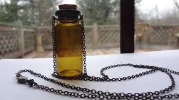 Apothecary Amber Bottle